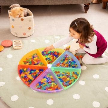 Playtray sensoriale colorato a spicchi